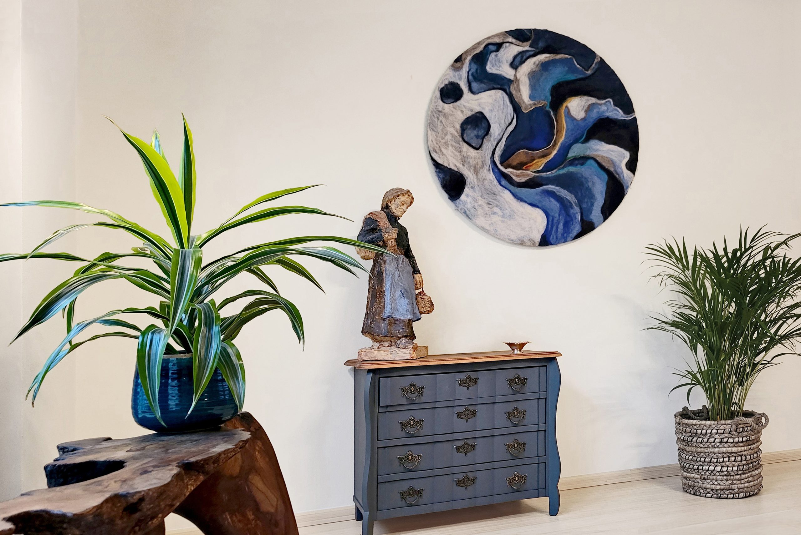 Morning-Sight-1-Contemporary-Art-wall-art-Amber-Bijl-2024-o-±-90-cm-interieur-1-scaled.jpg